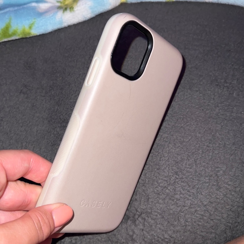 selling this iphone 11 case